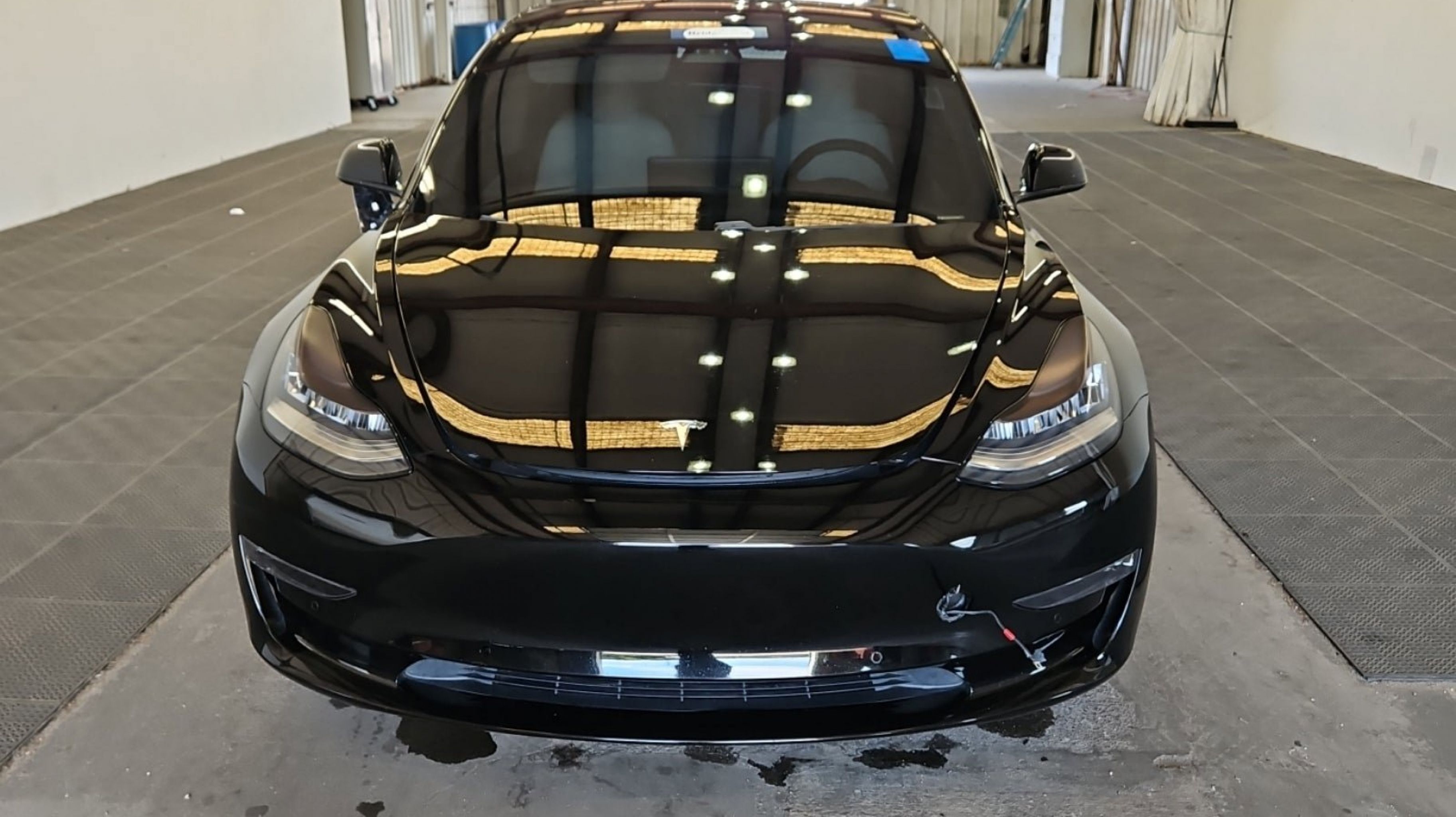 tesla model 3 2018 5YJ3E1EAXJF151615 image tesla model 3 2018 5YJ3E1EAXJF151615 image